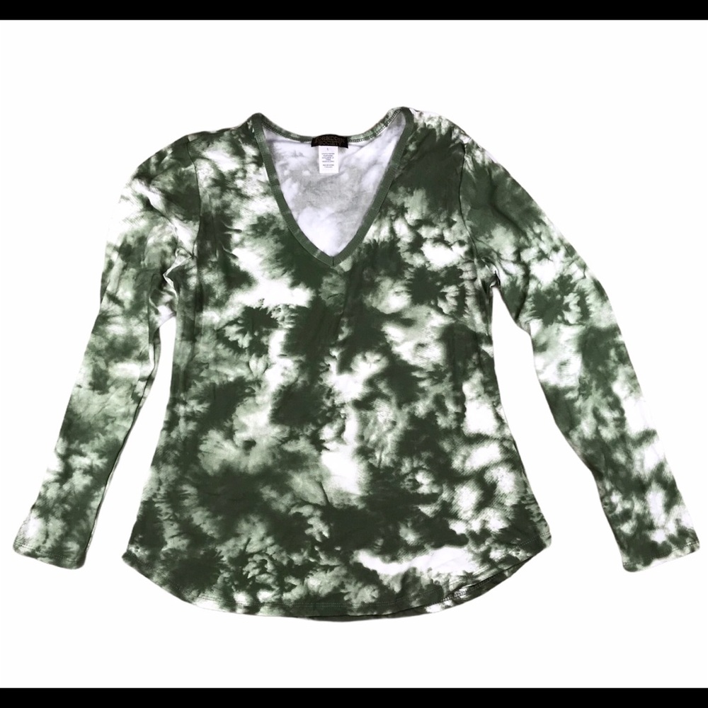 Forbidden Society green & white tie dye v-neck top